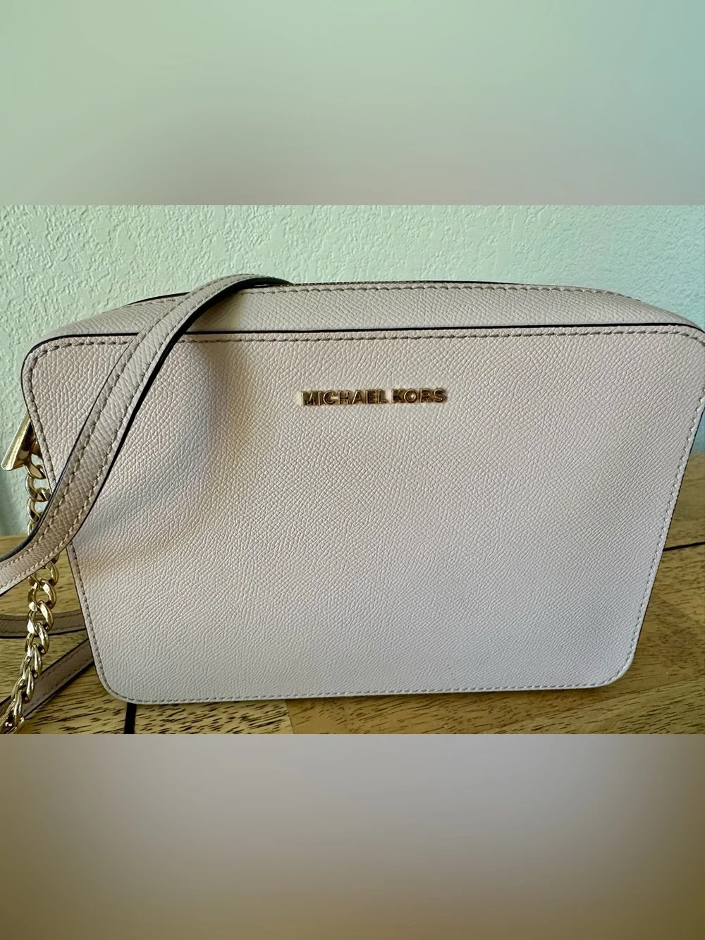 Michael Kors Blush Pink Jetset Crossbody Bag